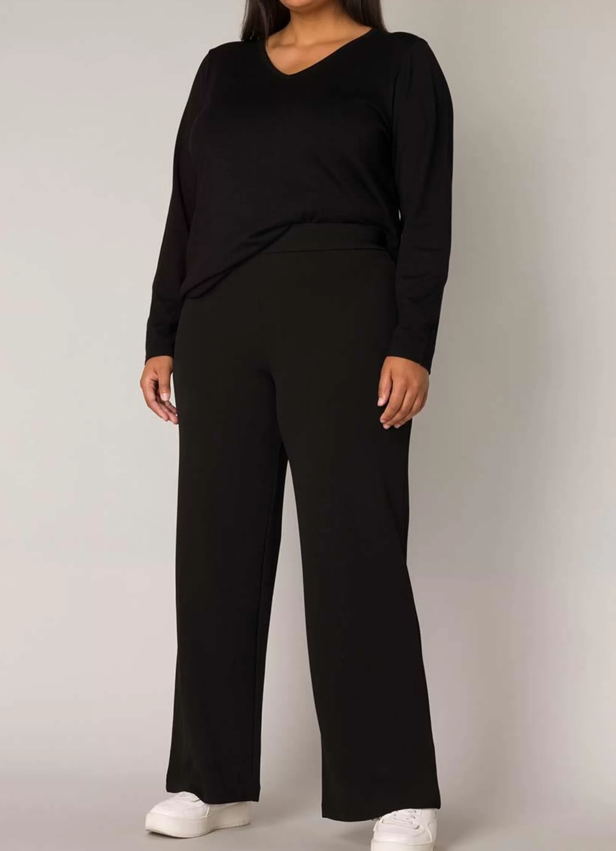 Sale Base Level Curvy Broek Arah 092 - 1000 Black