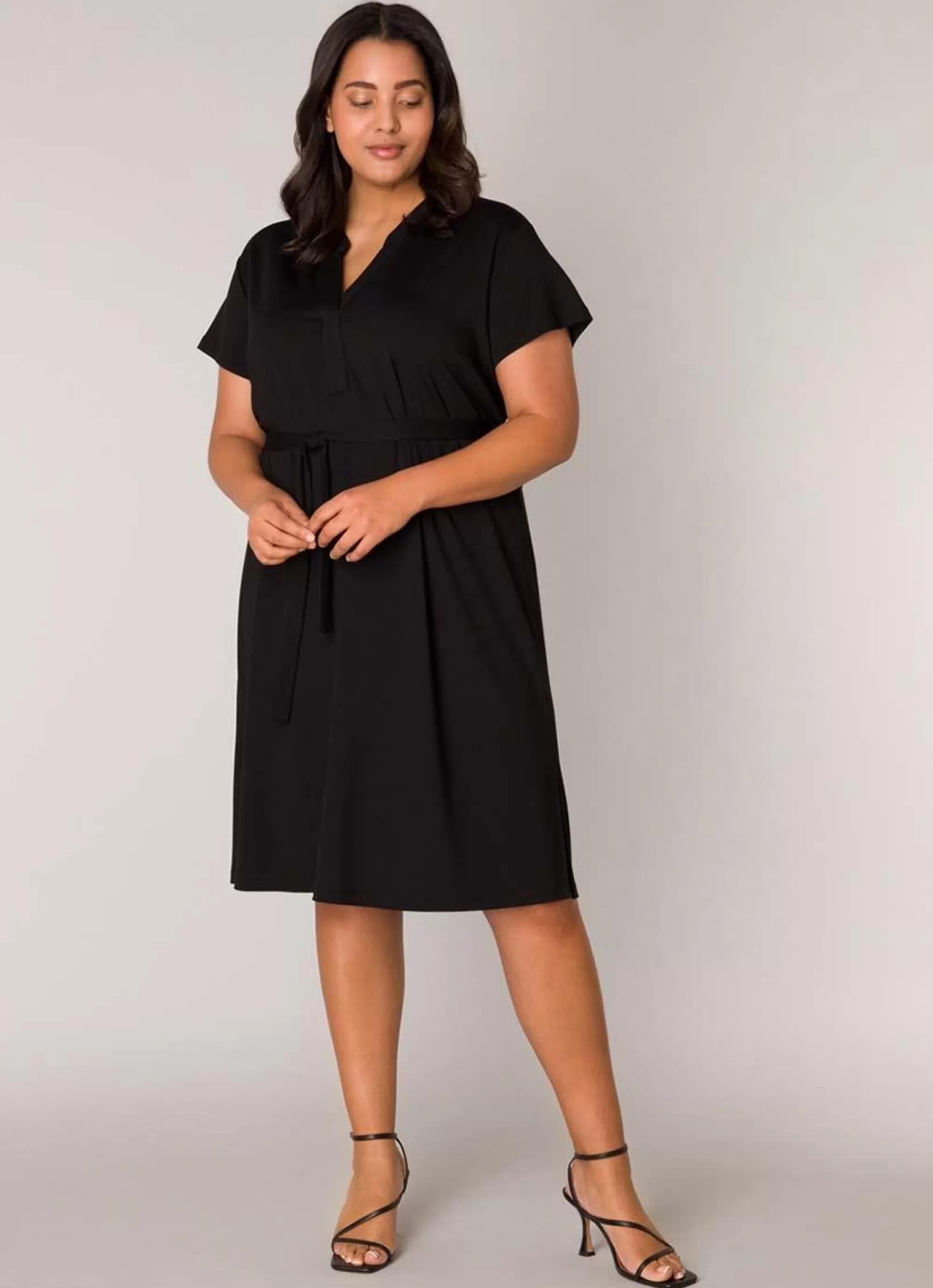 Store Base Level Curvy Jurk Yenna 083 Black