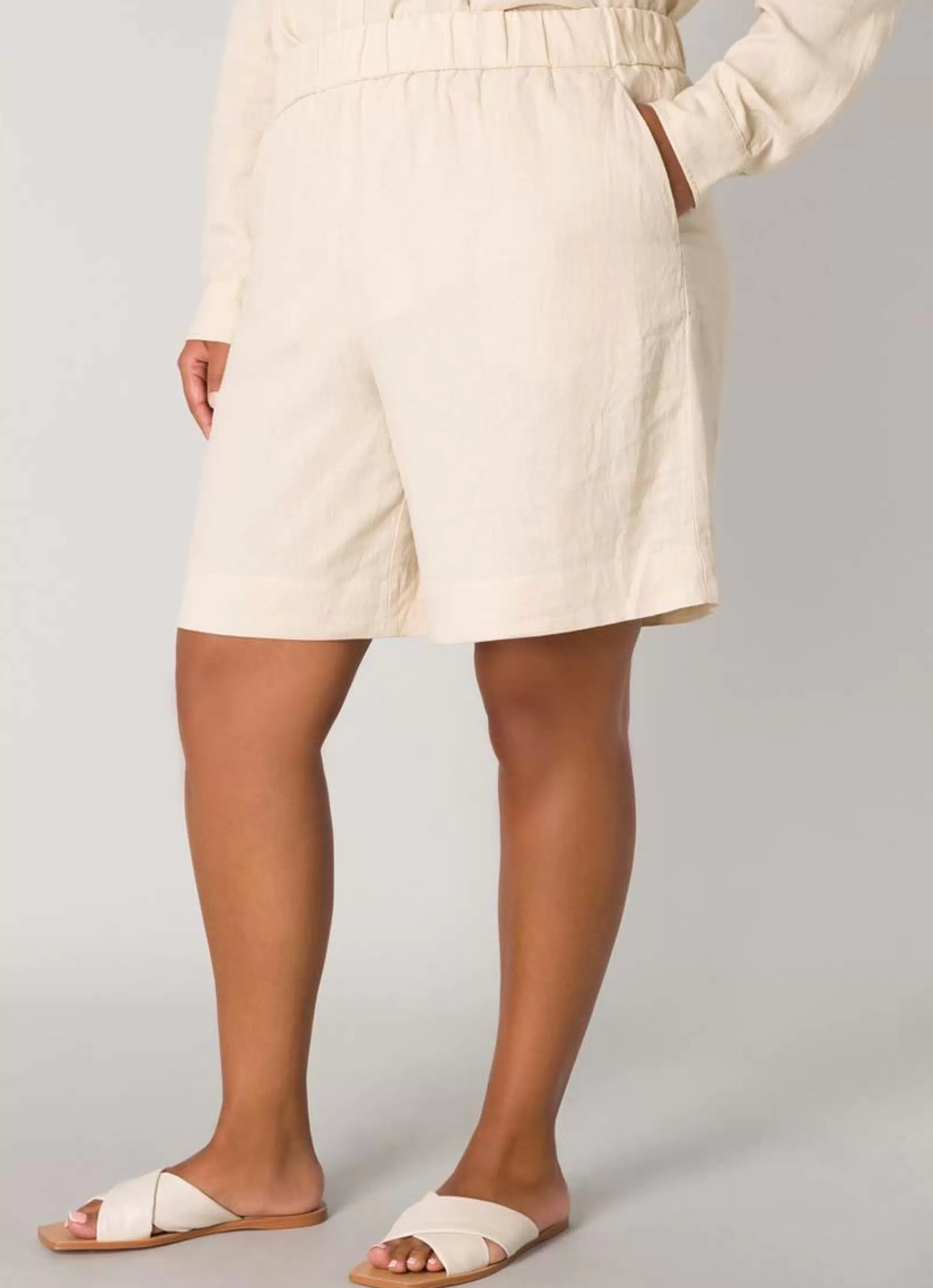 Best Sale Base Level Curvy Linnen Short Yardan 086 Light Beige