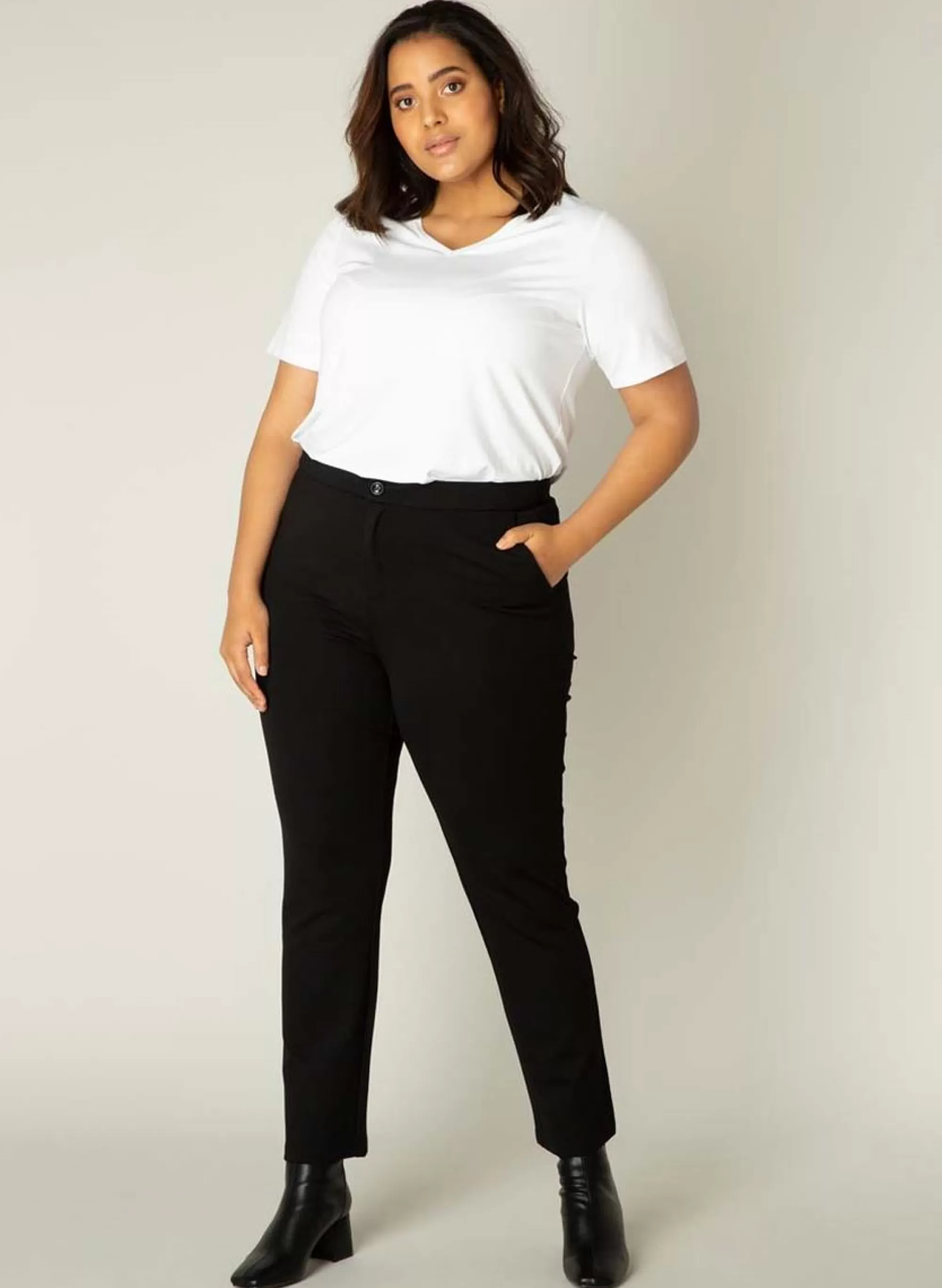 Online Base Level Curvy Pants Angie 017 Black