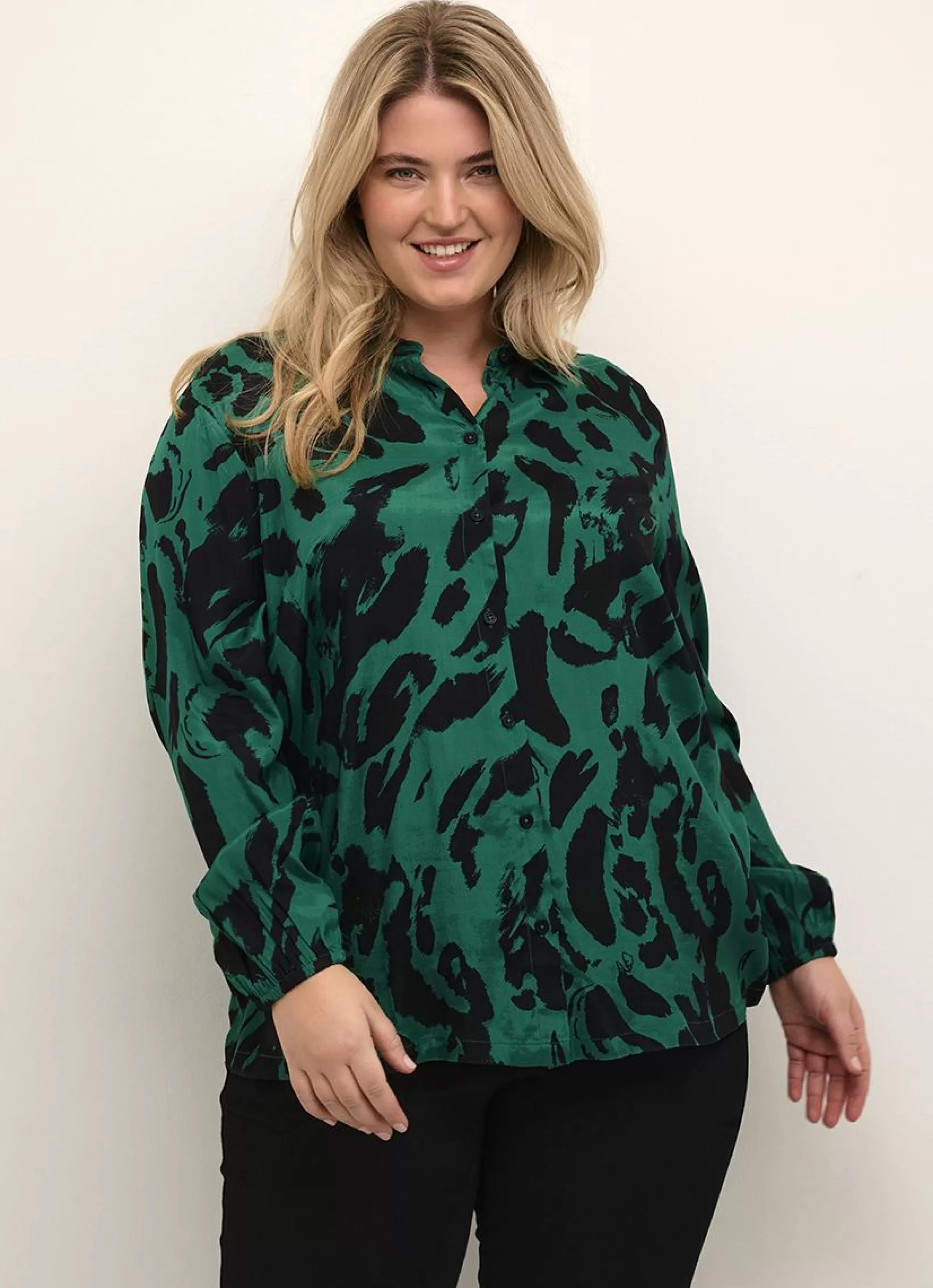 Sale Kaffe Curve Doorknoopblouse Polla 10581777 - 104859 Black Aventurine